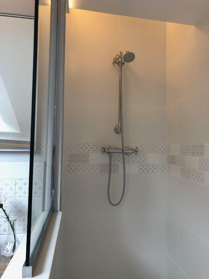 Lucarne Enchantee Honfleur Exterior foto
